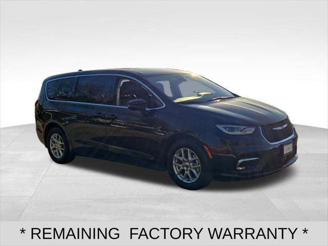 used 2023 Chrysler Pacifica car, priced at $25,995