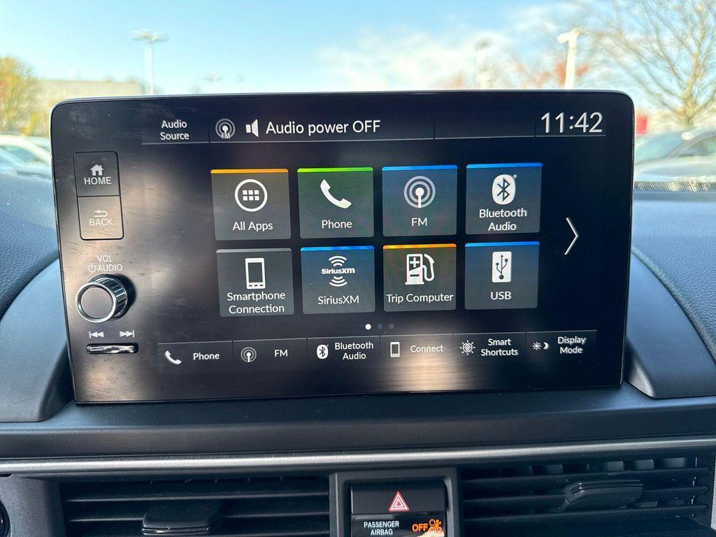 used 2025 Honda Pilot car, priced at $39,495