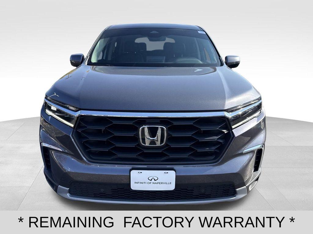 used 2025 Honda Pilot car, priced at $39,495