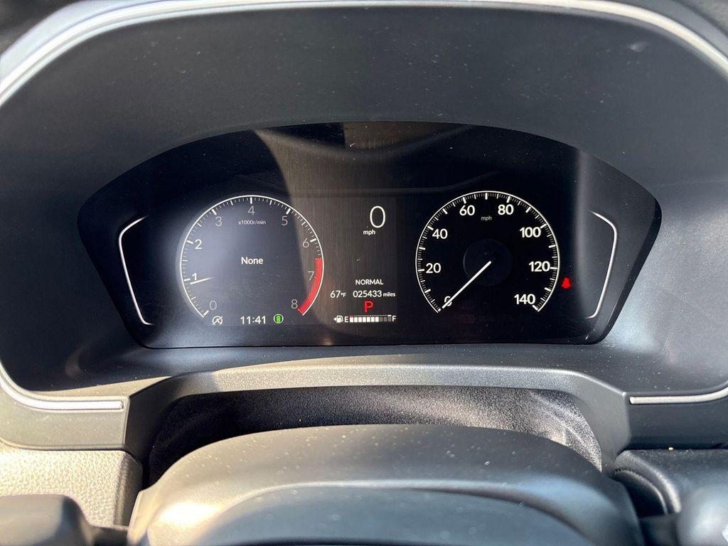 used 2025 Honda Pilot car, priced at $39,495