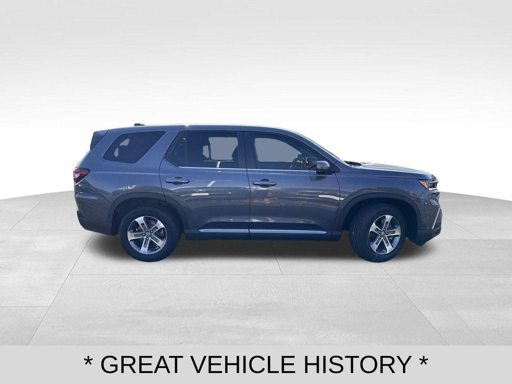 used 2025 Honda Pilot car, priced at $39,495
