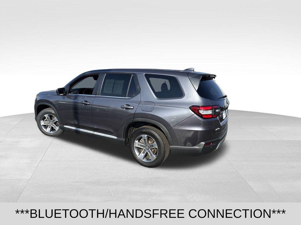 used 2025 Honda Pilot car, priced at $39,495