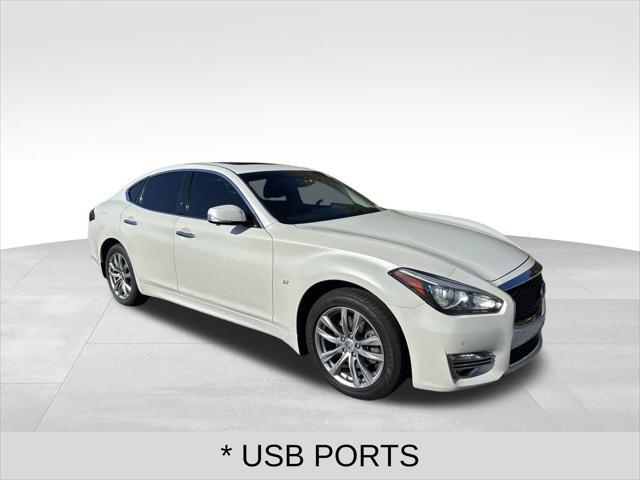 used 2018 INFINITI Q70 car, priced at $15,400