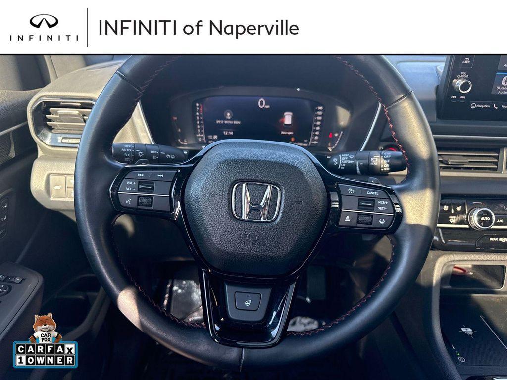 used 2025 Honda Pilot car, priced at $47,995