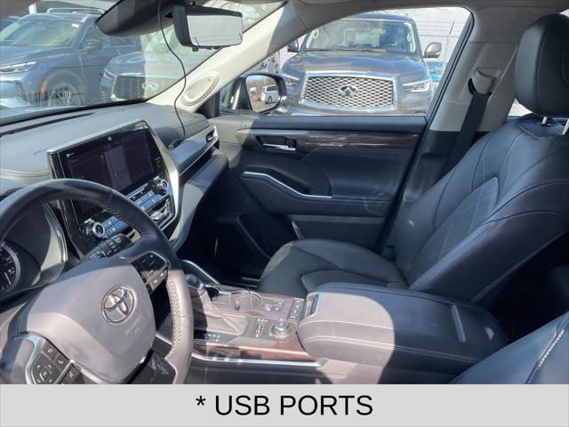 used 2020 Toyota Highlander car, priced at $37,495