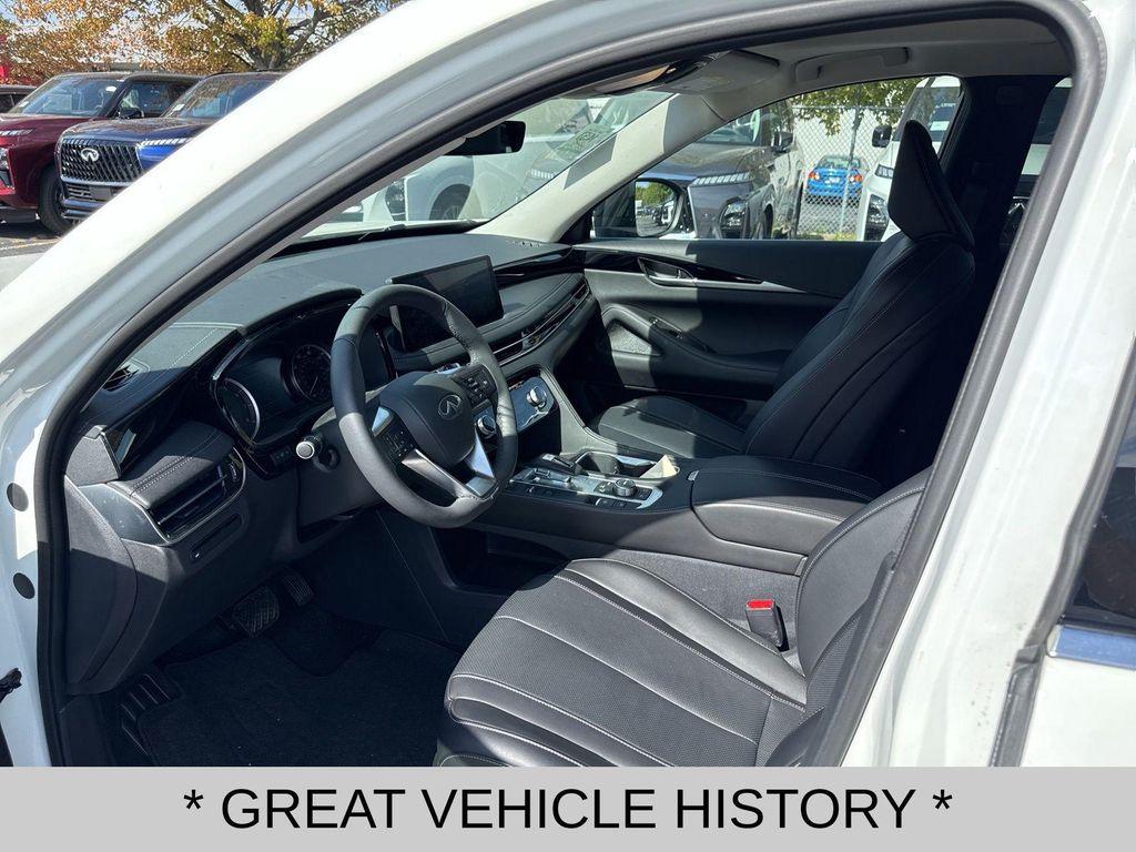 used 2025 INFINITI QX60 car, priced at $39,995