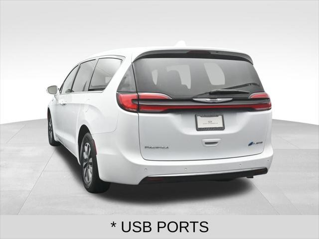 used 2022 Chrysler Pacifica Hybrid car, priced at $23,995