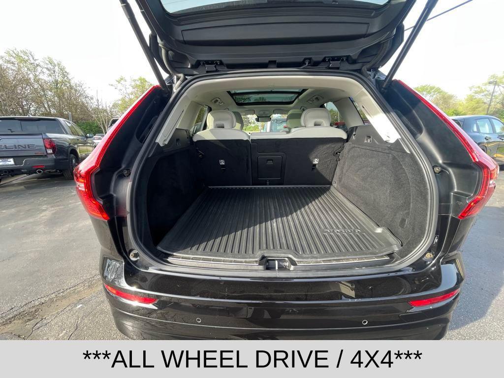 used 2022 Volvo XC60 car, priced at $26,495