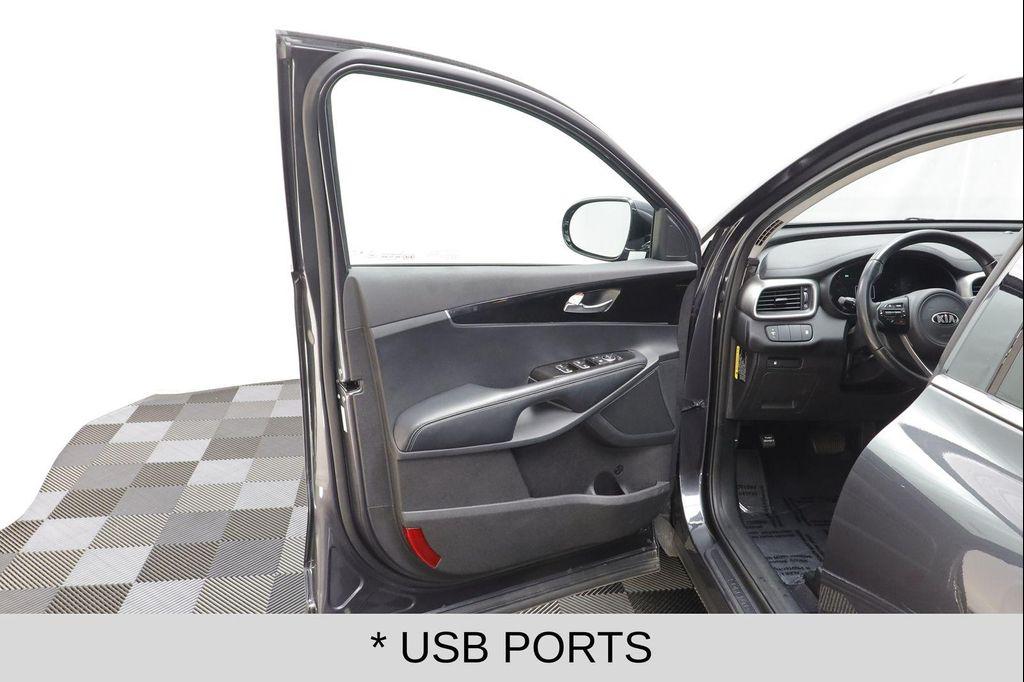 used 2018 Kia Sorento car, priced at $15,995