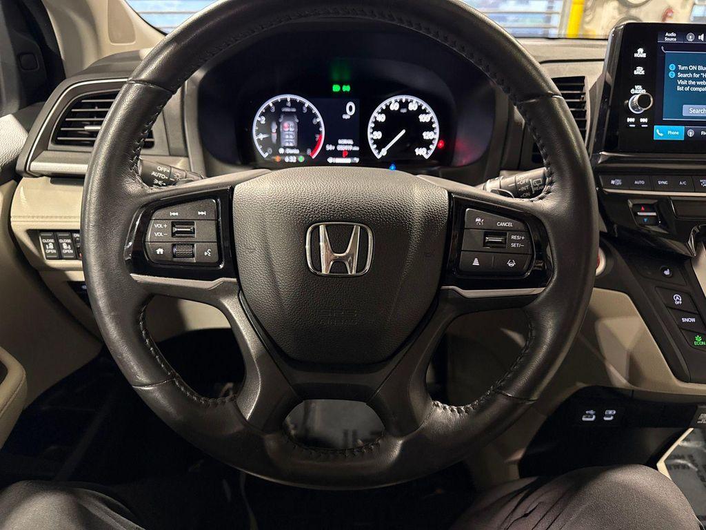 used 2025 Honda Odyssey car, priced at $37,995