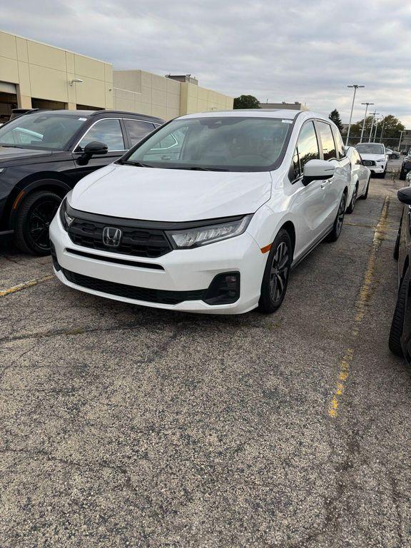 used 2025 Honda Odyssey car, priced at $39,995