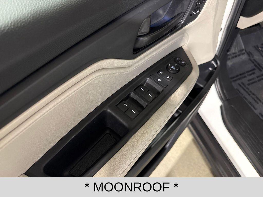 used 2025 Honda Odyssey car, priced at $37,995