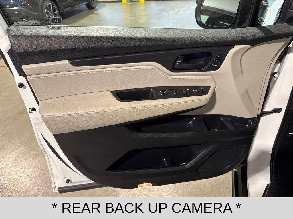 used 2025 Honda Odyssey car, priced at $37,995