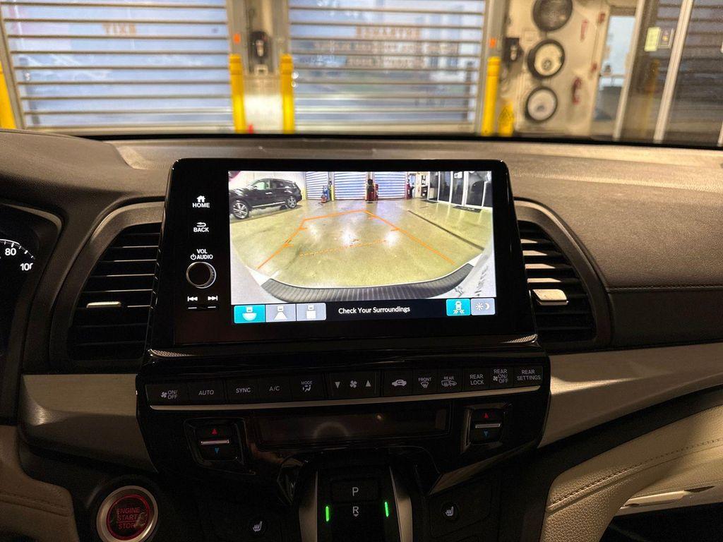 used 2025 Honda Odyssey car, priced at $37,995