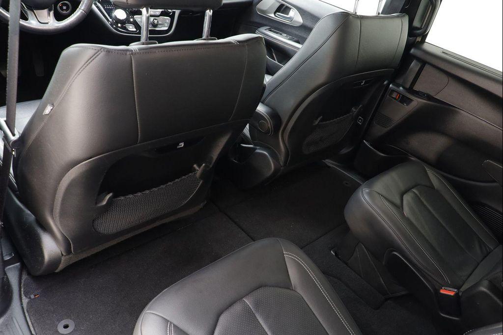 used 2020 Chrysler Pacifica car, priced at $24,995