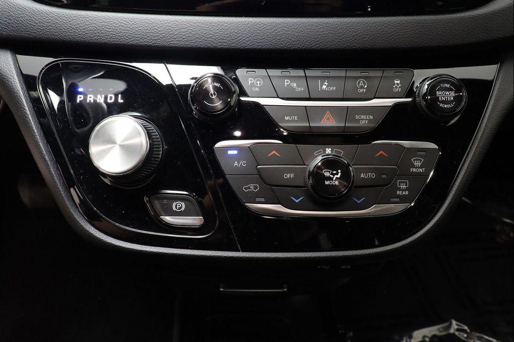 used 2020 Chrysler Pacifica car, priced at $24,995