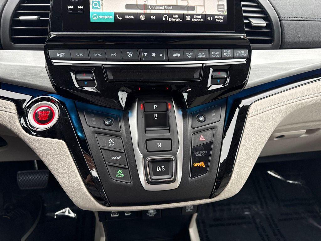 used 2026 Honda Odyssey car, priced at $45,985