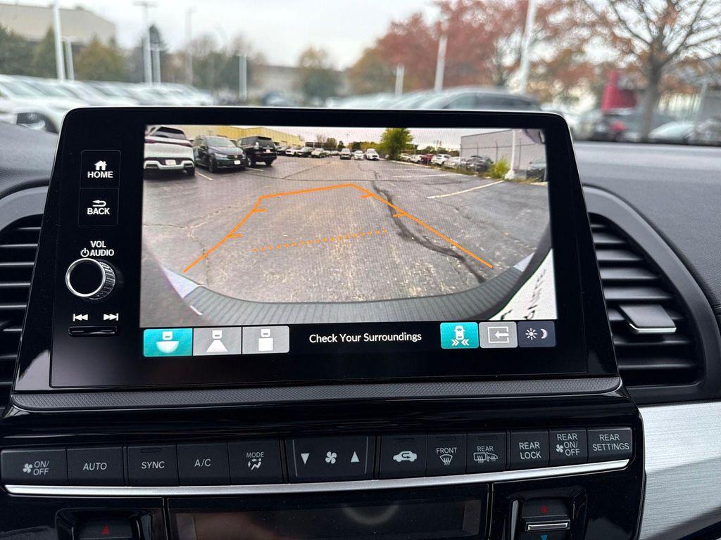 used 2026 Honda Odyssey car, priced at $45,985