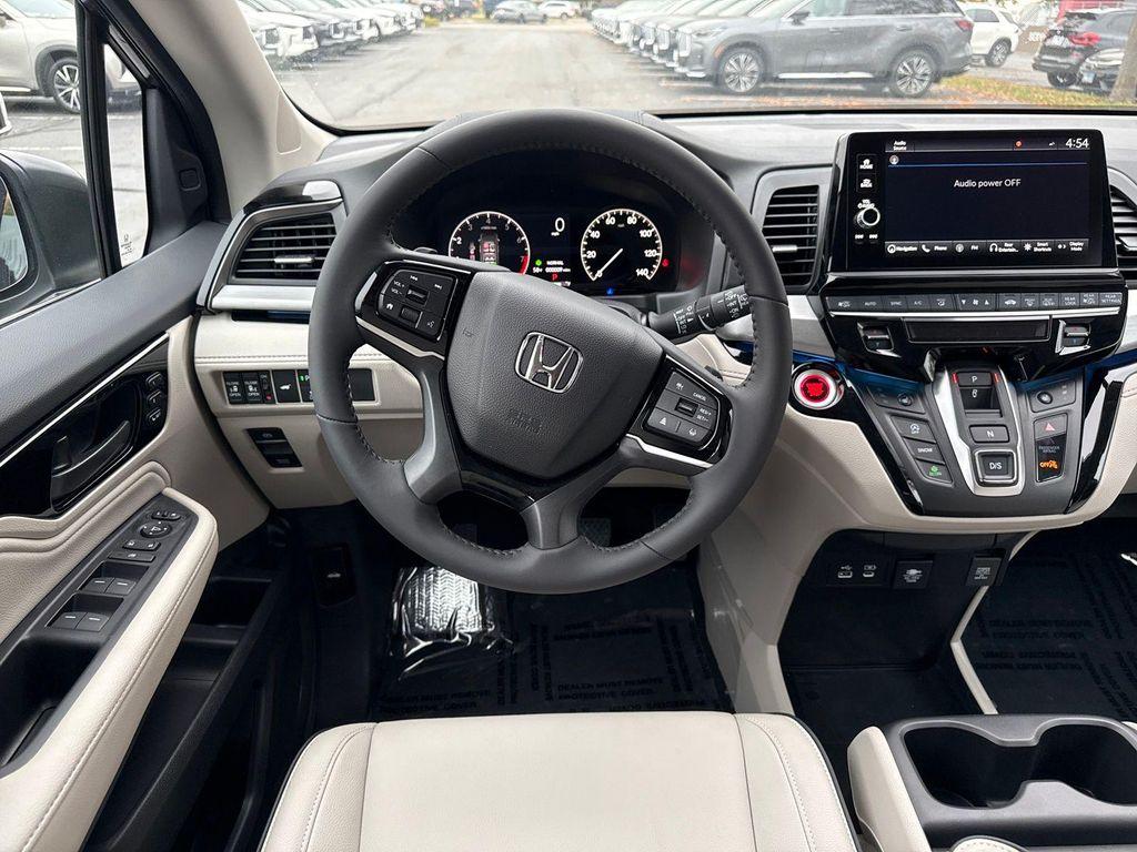used 2026 Honda Odyssey car, priced at $45,985
