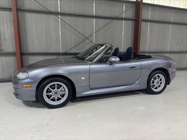 used 2003 Mazda MX-5 Miata car, priced at $13,980