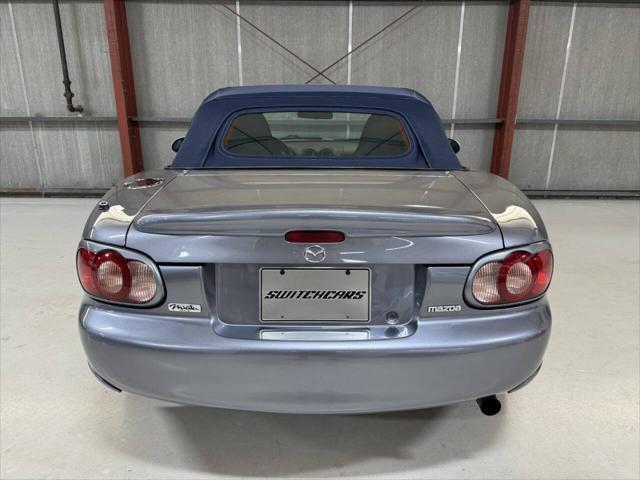 used 2003 Mazda MX-5 Miata car, priced at $13,980