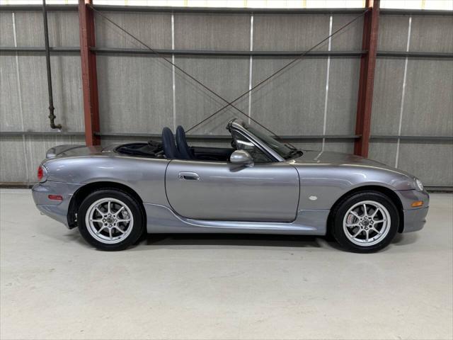 used 2003 Mazda MX-5 Miata car, priced at $13,980