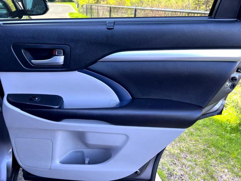used 2017 Toyota Highlander car, priced at $18,999