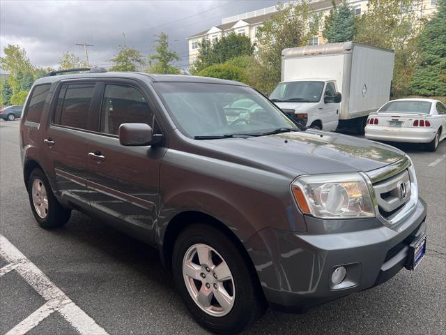 used 2011 Honda Pilot car, priced at $11,499