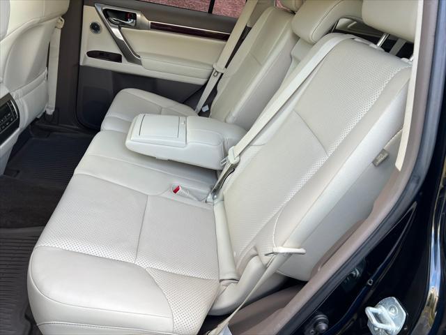 used 2015 Lexus GX 460 car, priced at $24,999