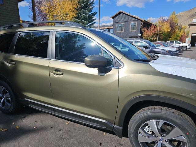 new 2024 Subaru Ascent car, priced at $39,179