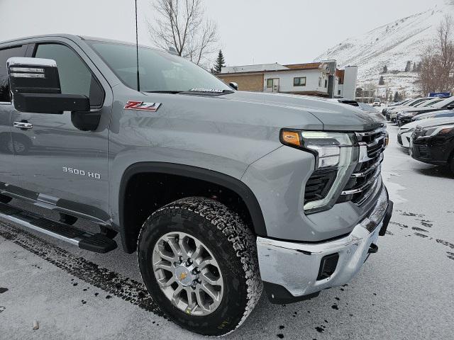 new 2025 Chevrolet Silverado 3500 car, priced at $82,178