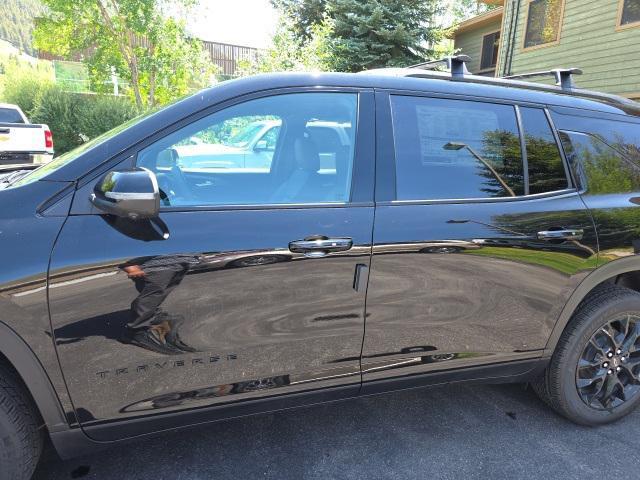 new 2025 Chevrolet Traverse car, priced at $52,009