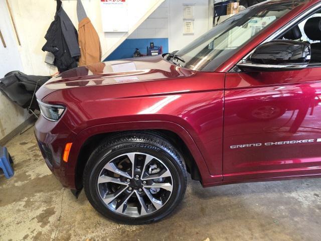used 2023 Jeep Grand Cherokee L car