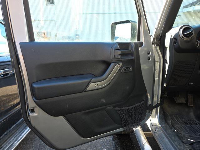 used 2015 Jeep Wrangler Unlimited car, priced at $17,427