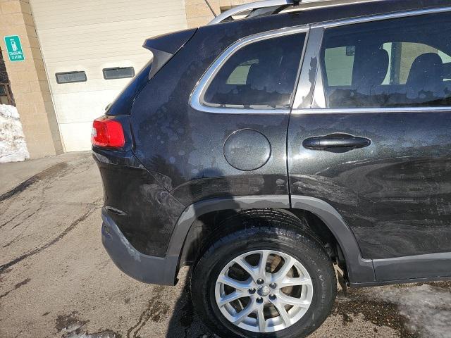 used 2015 Jeep Cherokee car, priced at $11,291