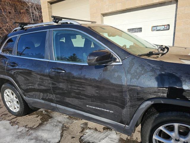 used 2015 Jeep Cherokee car, priced at $11,291