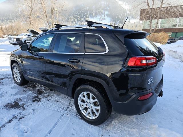 used 2015 Jeep Cherokee car, priced at $10,925