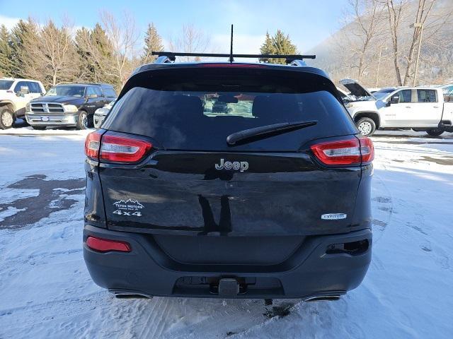 used 2015 Jeep Cherokee car, priced at $10,925