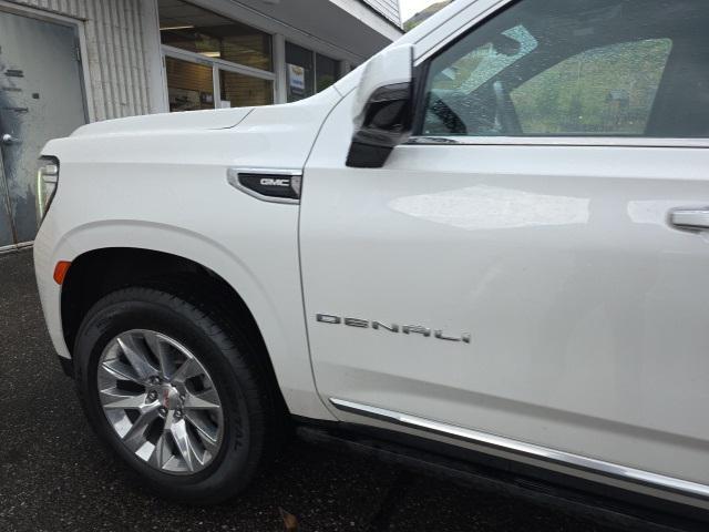 used 2021 GMC Yukon XL car, priced at $56,232