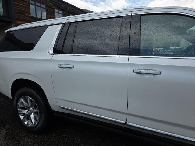 used 2021 GMC Yukon XL car, priced at $56,232