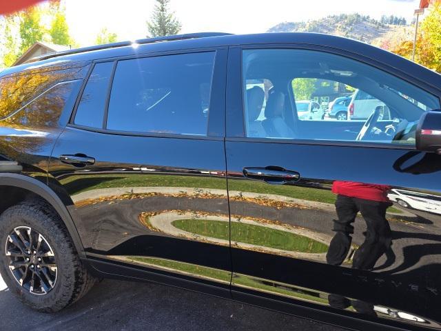 new 2026 Chevrolet Traverse car, priced at $52,424