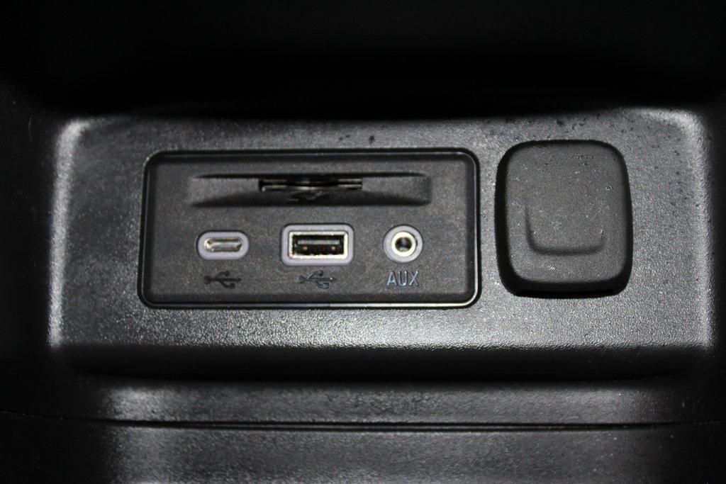 used 2024 Chevrolet Equinox car, priced at $22,999