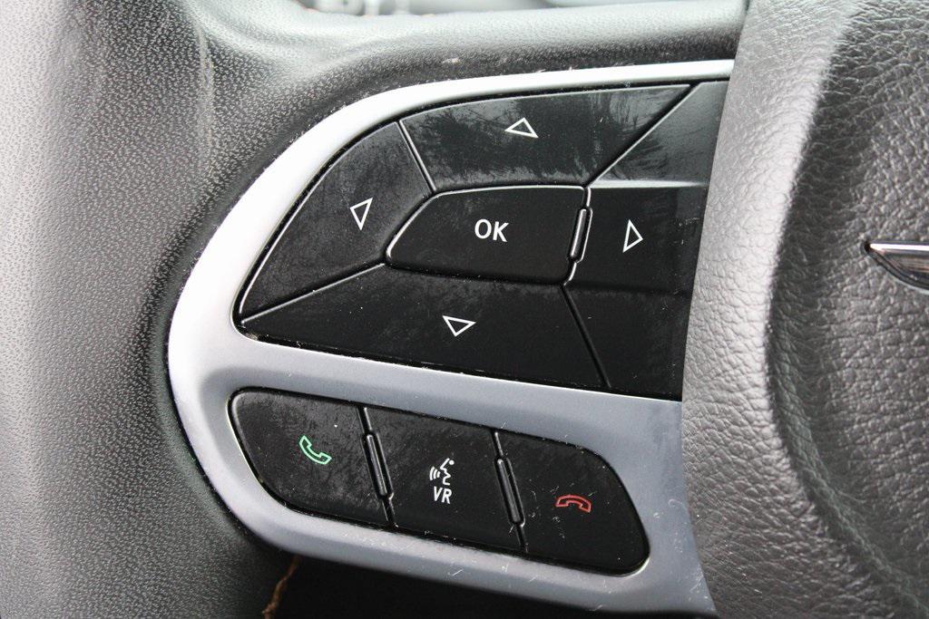 used 2022 Chrysler Pacifica car, priced at $34,999