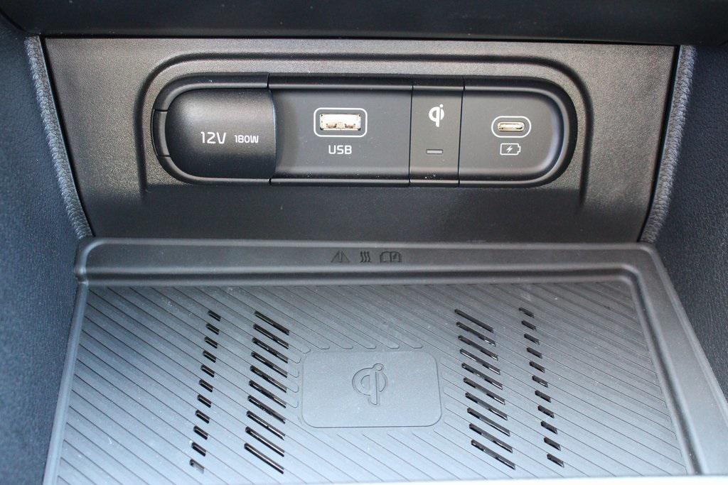 used 2024 Kia Sportage car, priced at $30,879