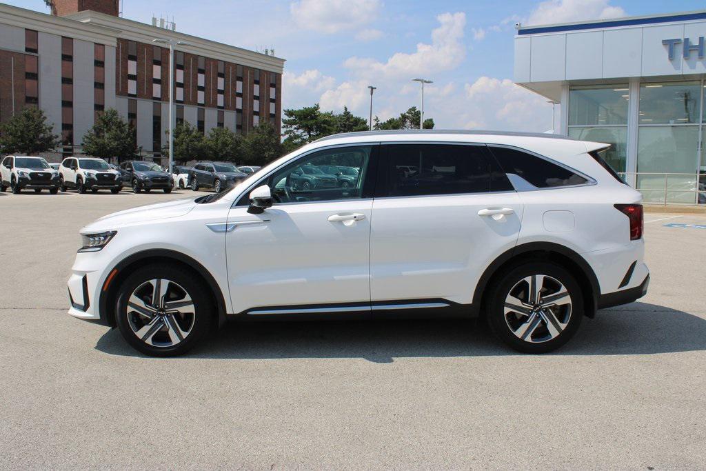 used 2022 Kia Sorento Plug-In Hybrid car, priced at $33,111