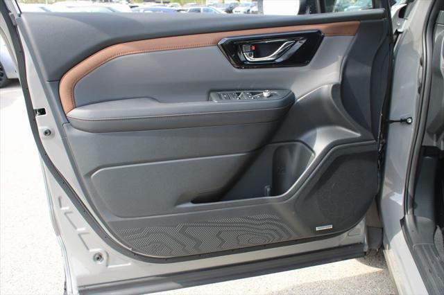new 2025 Subaru Forester car, priced at $40,907