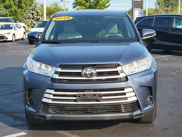 used 2019 Toyota Highlander car, priced at $25,900