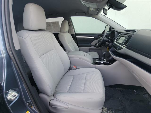 used 2019 Toyota Highlander car, priced at $25,900