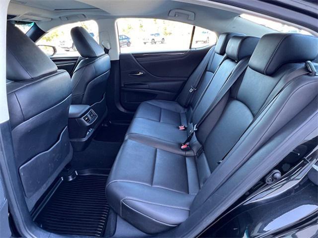 used 2020 Lexus ES 350 car, priced at $29,500