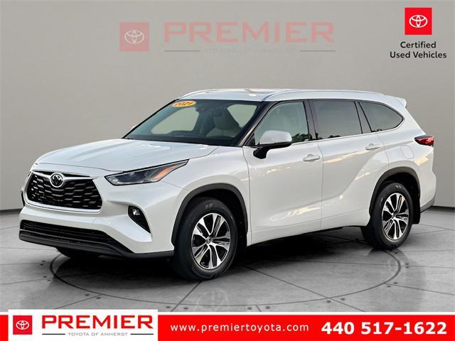 used 2021 Toyota Highlander car, priced at $29,750